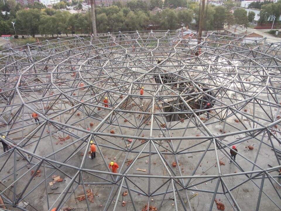 阿里全民健身中心网架